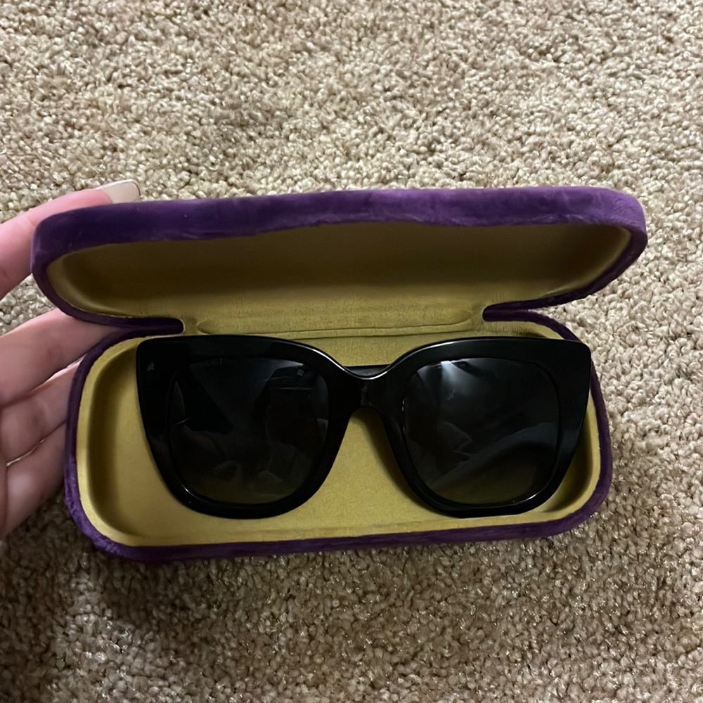 GUCCI sunglasses
